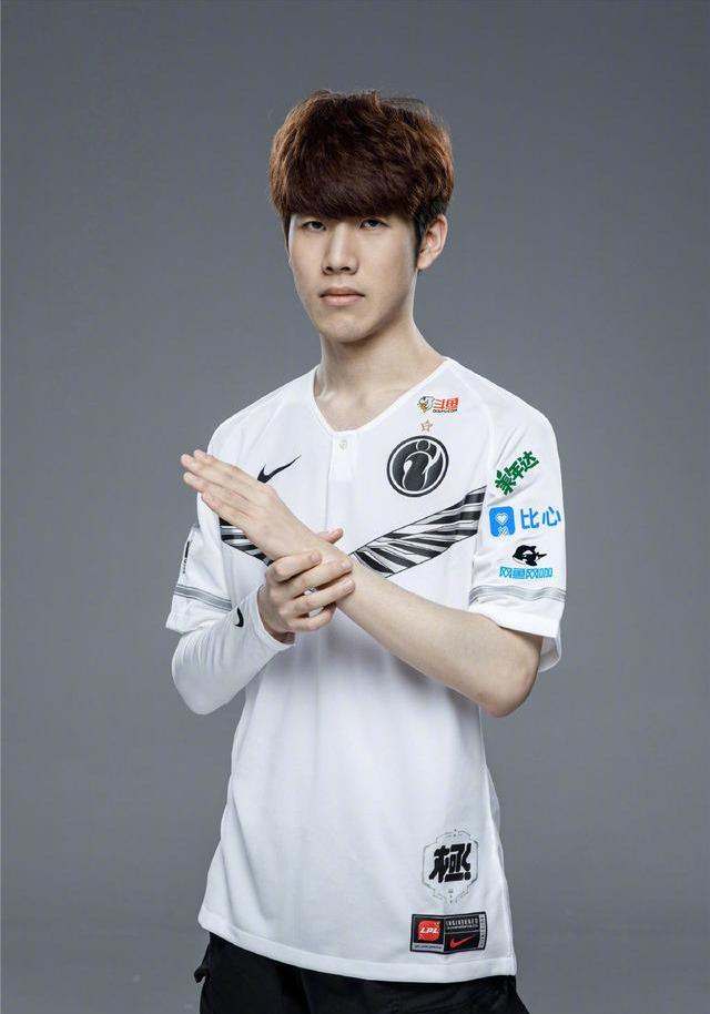 为沉重的负 为沉重的负